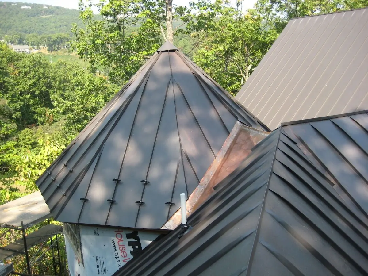 Professional Roof Tarp Installation by Craftsman Roofing in Travilah